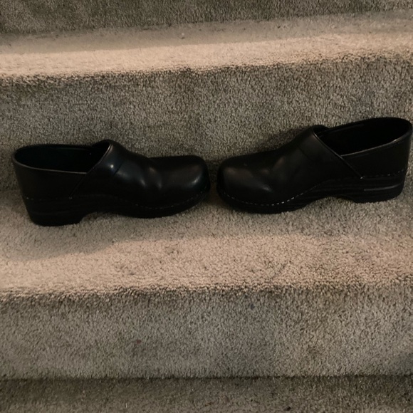 Dansko Leather Clog.  Size 12. - Picture 9 of 12